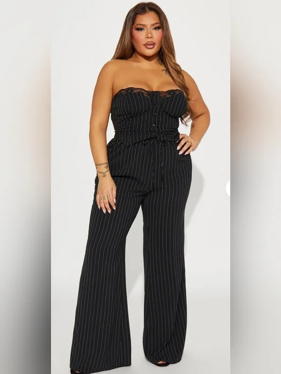 (NWT) Fashion Nova Black Pinstripe Wide-Leg Trousers Set - Picture 2 of 3